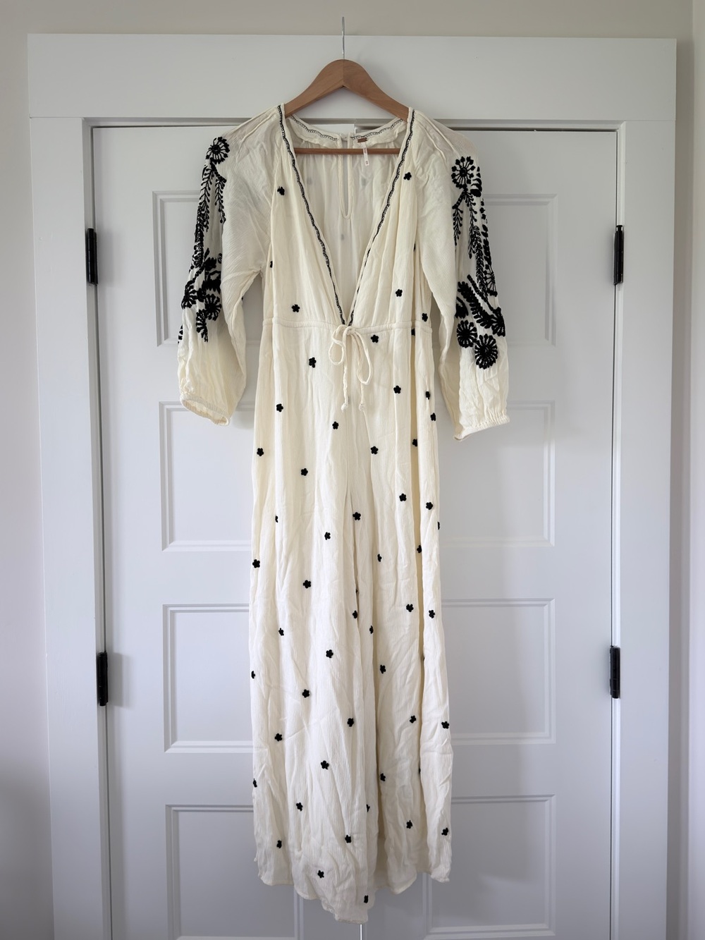 Free People Ivory Wide Leg Boho Jumpsuit with Black Embroidery XS 0